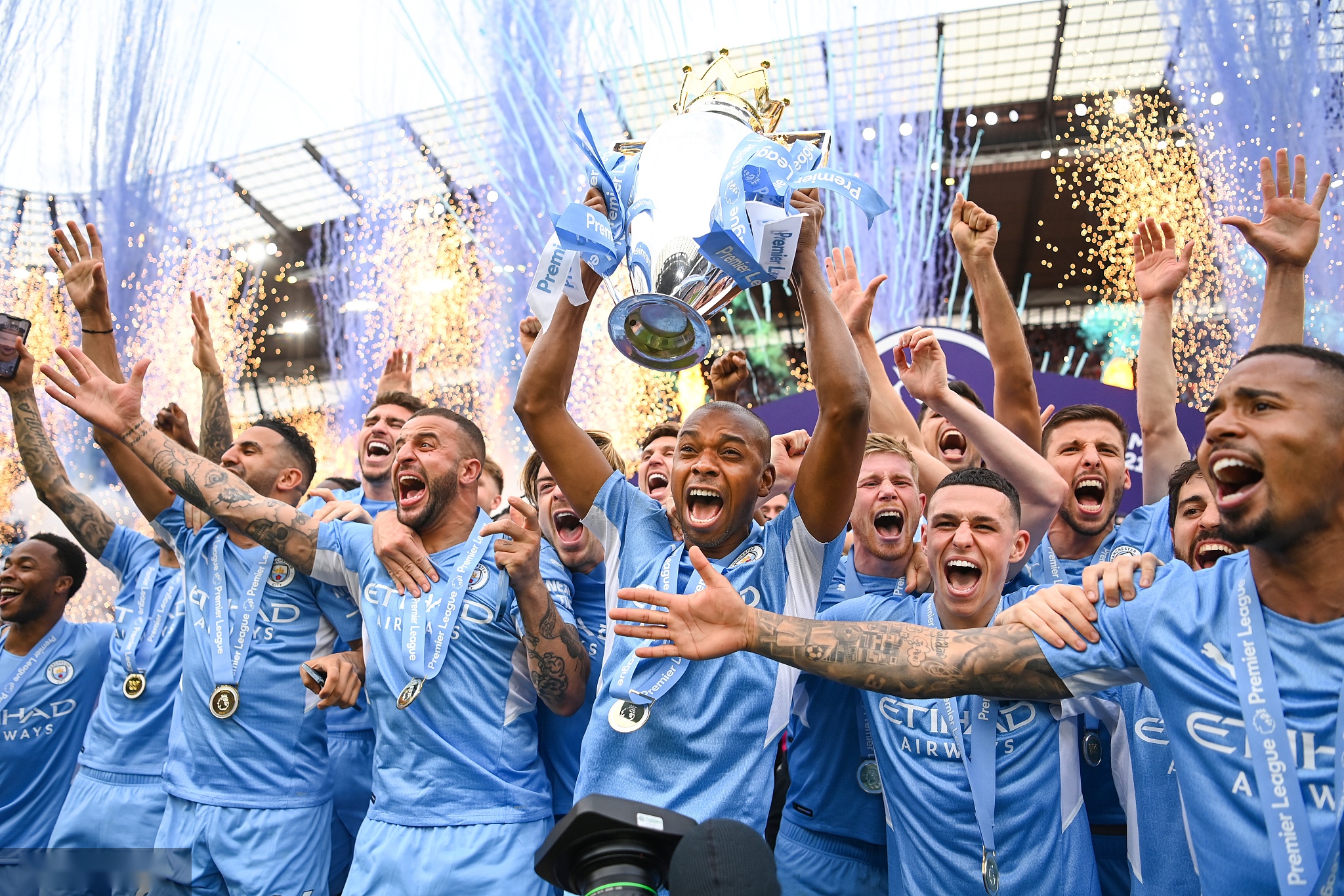 发买断条款 发买断条款