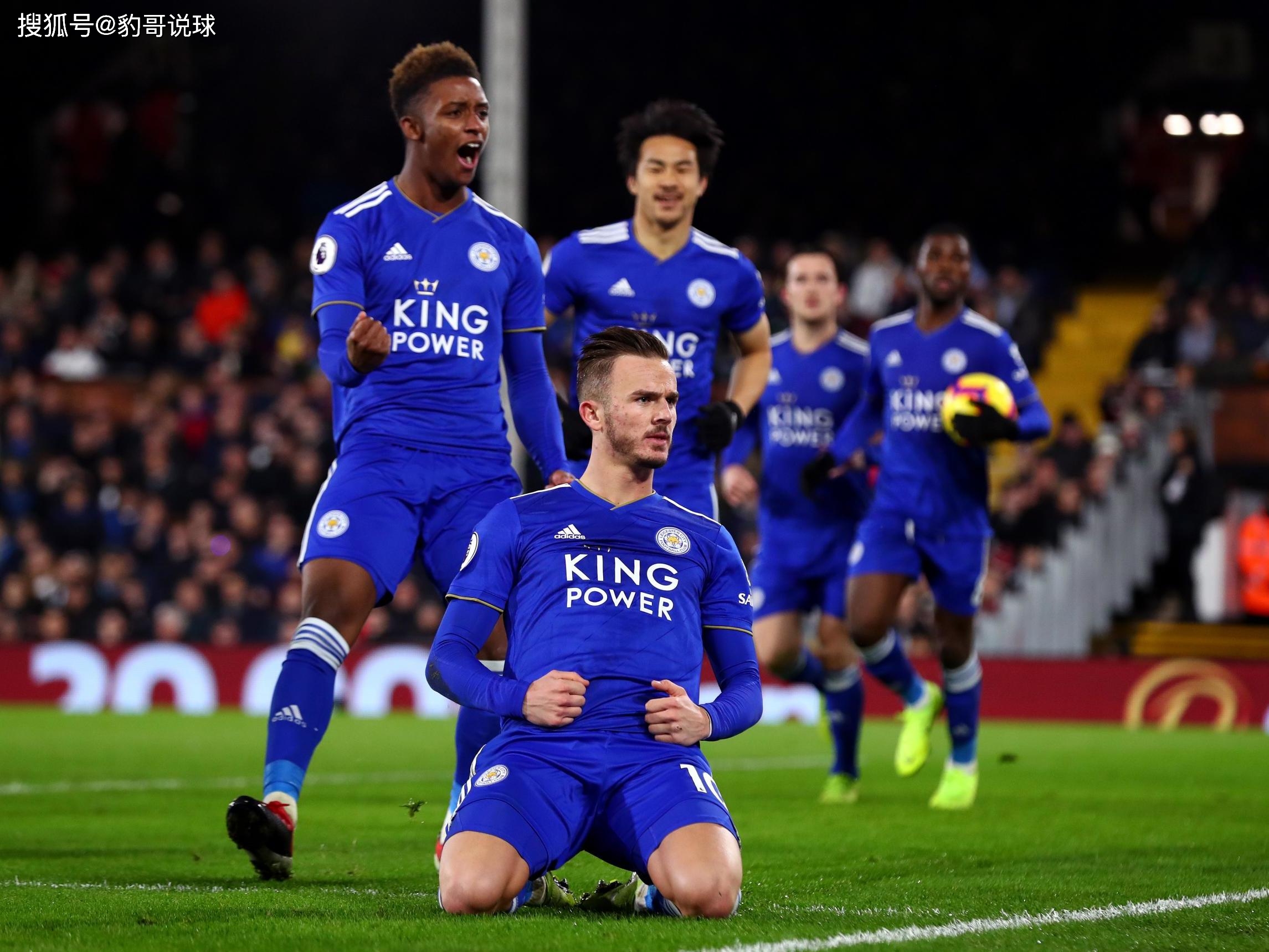 他在周旋於 他在周旋於