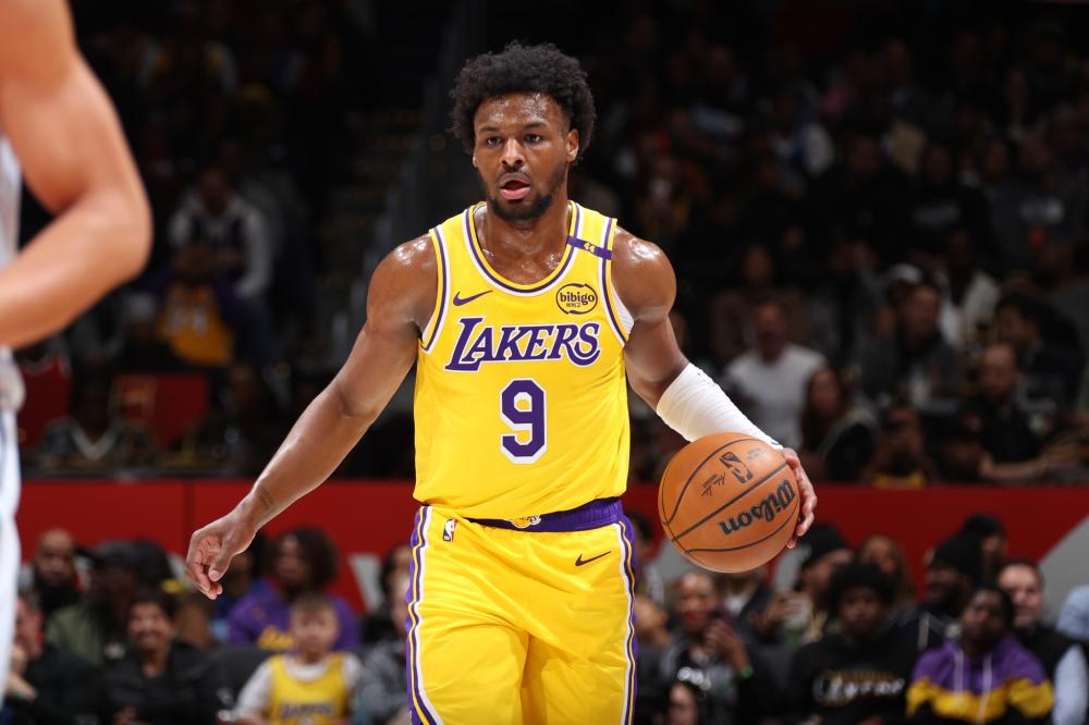 鲍比在安菲 鲍比在安菲